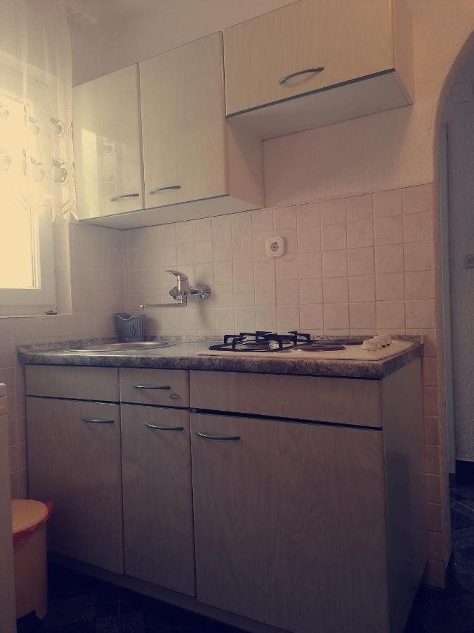 Apartment Ampulica 2 セニ エクステリア 写真